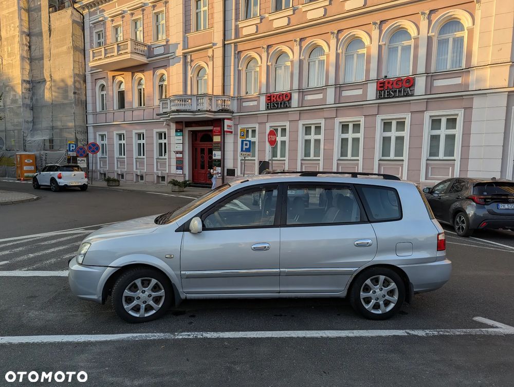 Kia Carens 2.0 EX - 3