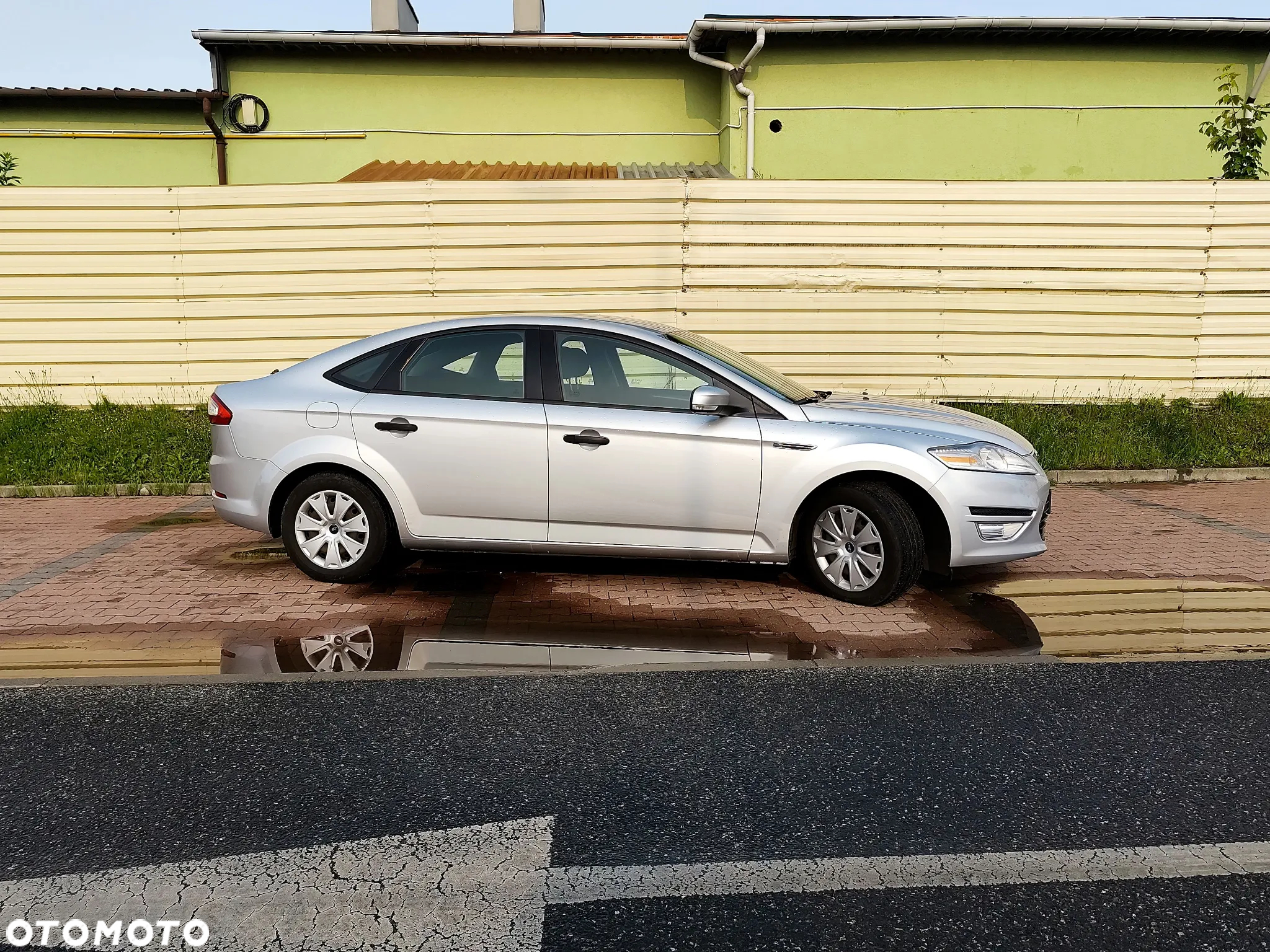 Ford Mondeo 1.6 TDCi Ambiente - 4