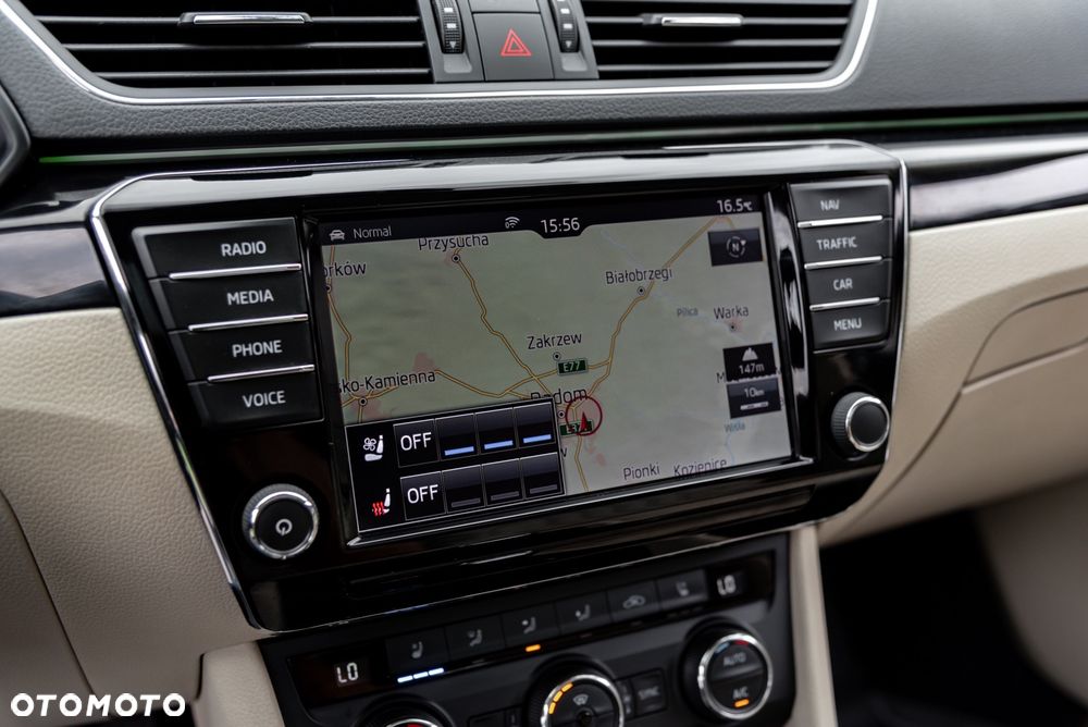 Skoda Superb 2.0 TSI 4x4 DSG L&K - 32