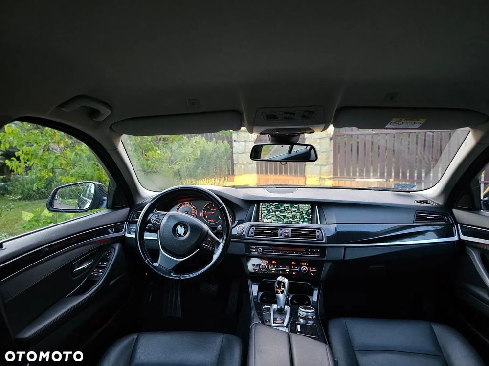 BMW Seria 5 520d - 13
