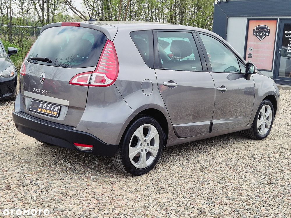 Renault Scenic TCe 130 Dynamique - 10