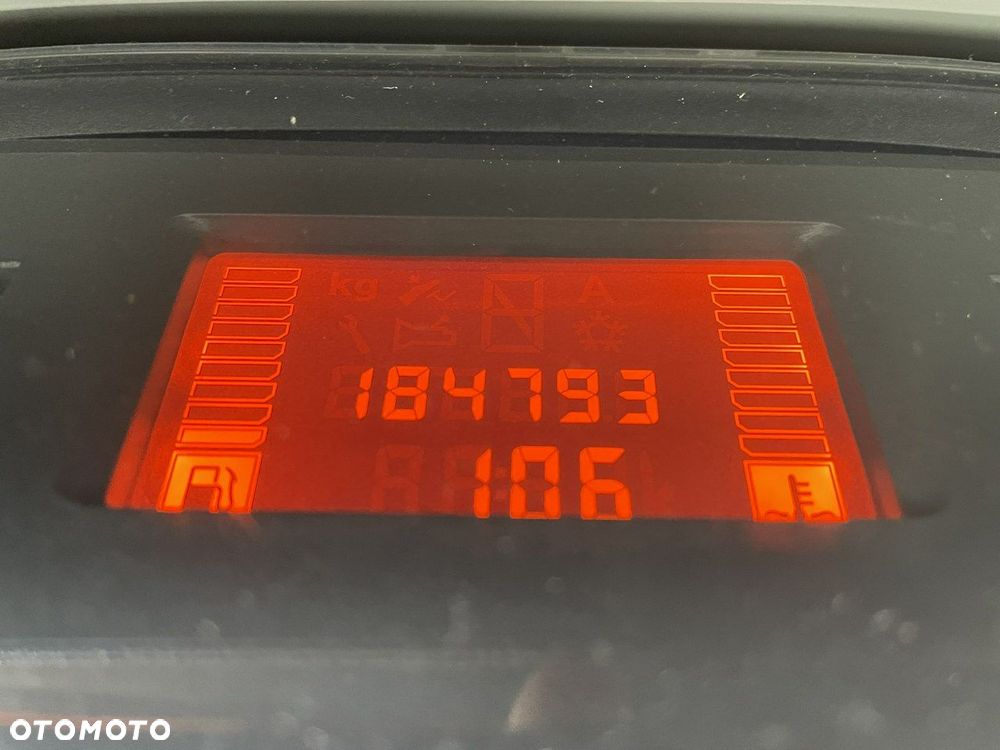 Renault Master - 15