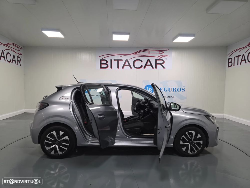 Peugeot 208 1.2 PureTech Style - 27