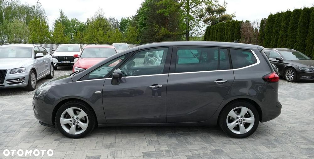 Opel Zafira - 10