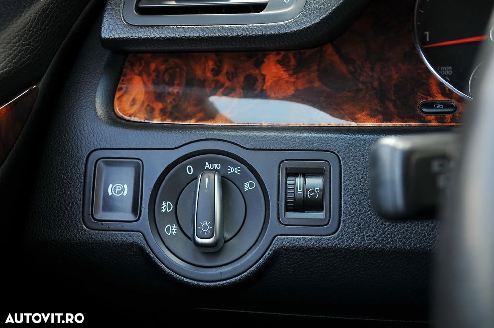 Volkswagen Passat CC - 16