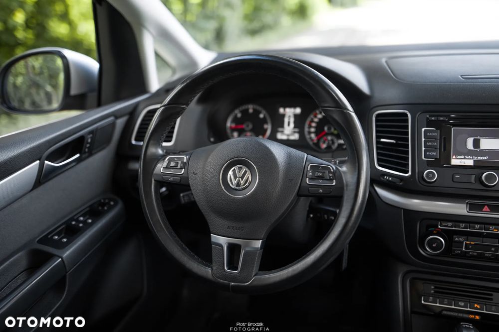 Volkswagen Sharan 2.0 TDI Highline DSG - 8