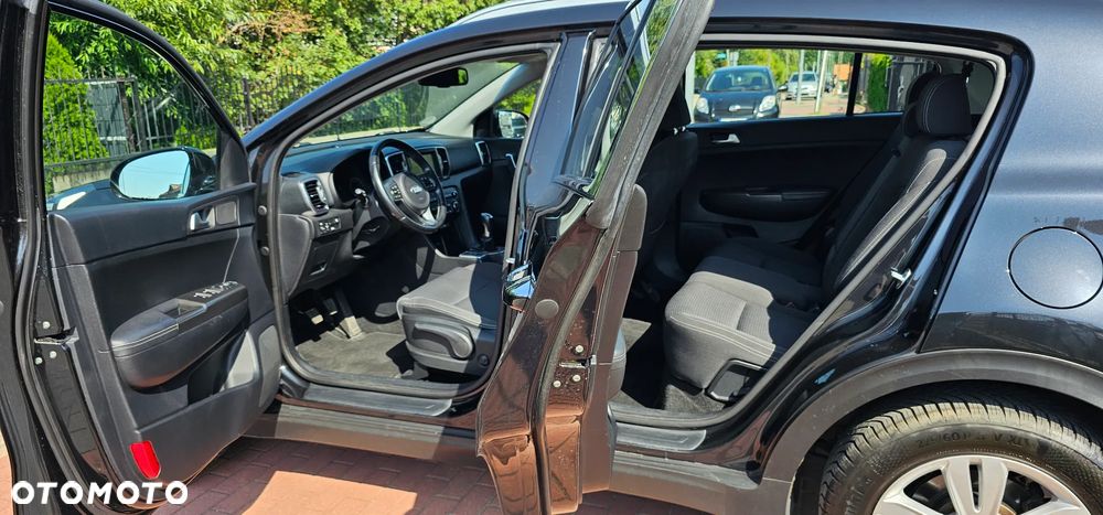 Kia Sportage 1.6 GDI 2WD Black Edition - 15