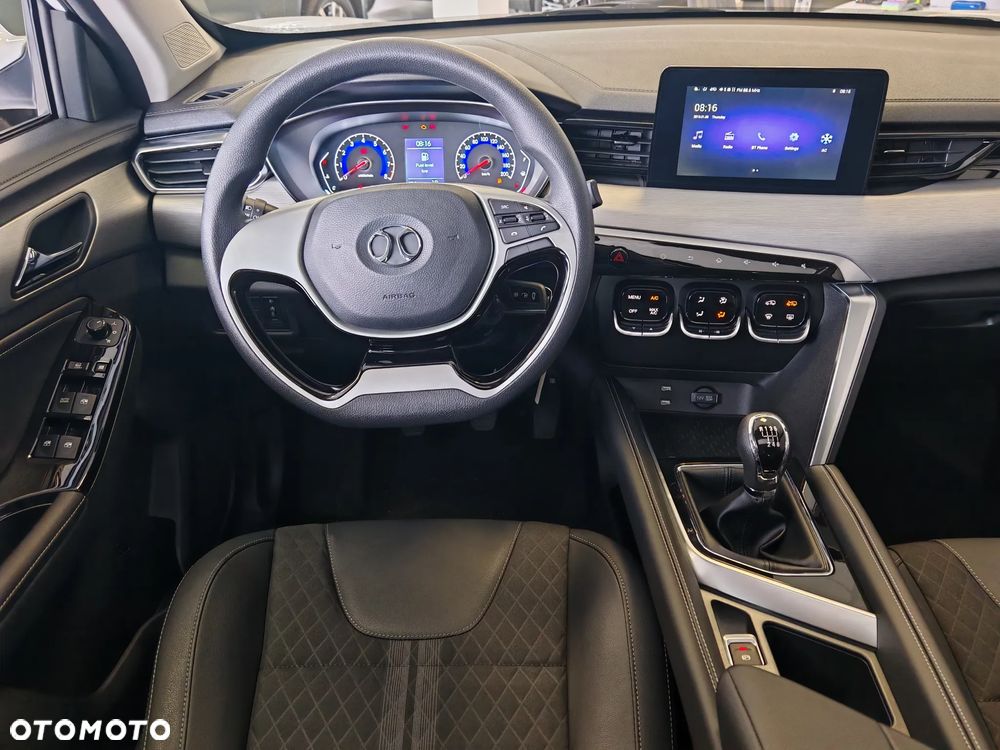BAIC 3 1.5T Luxury - 10