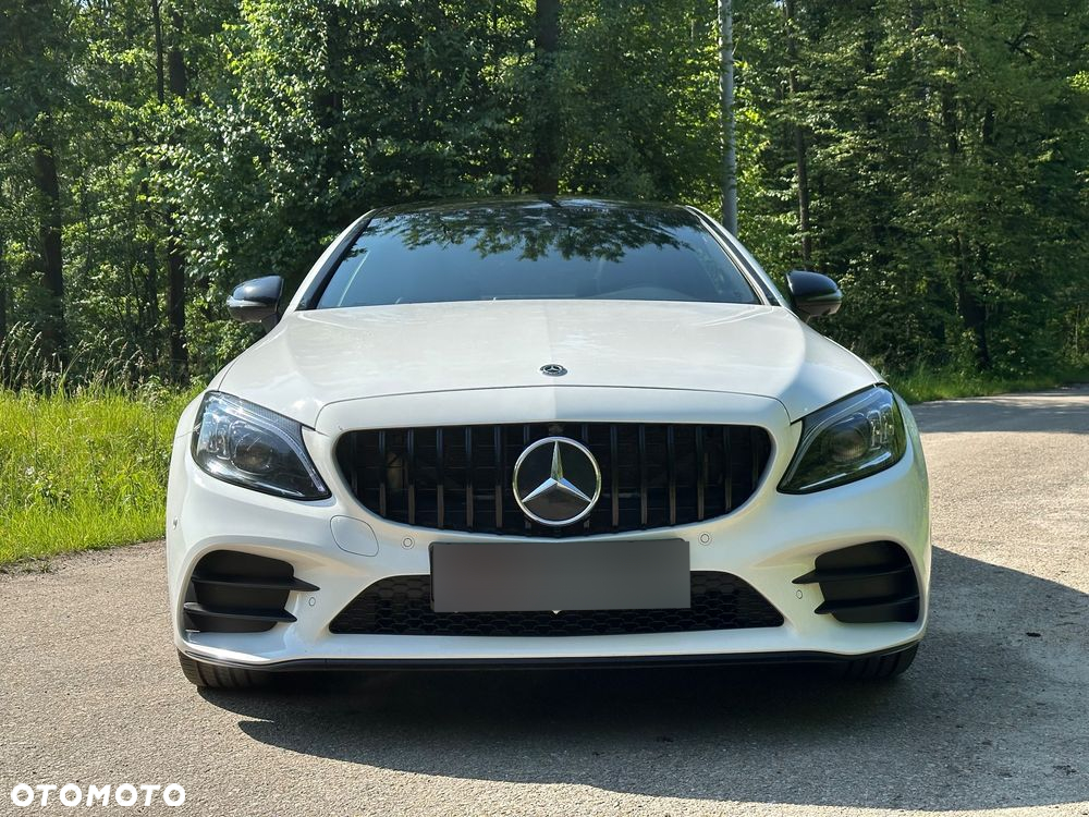 Mercedes-Benz Klasa C 300 9G-TRONIC - 3
