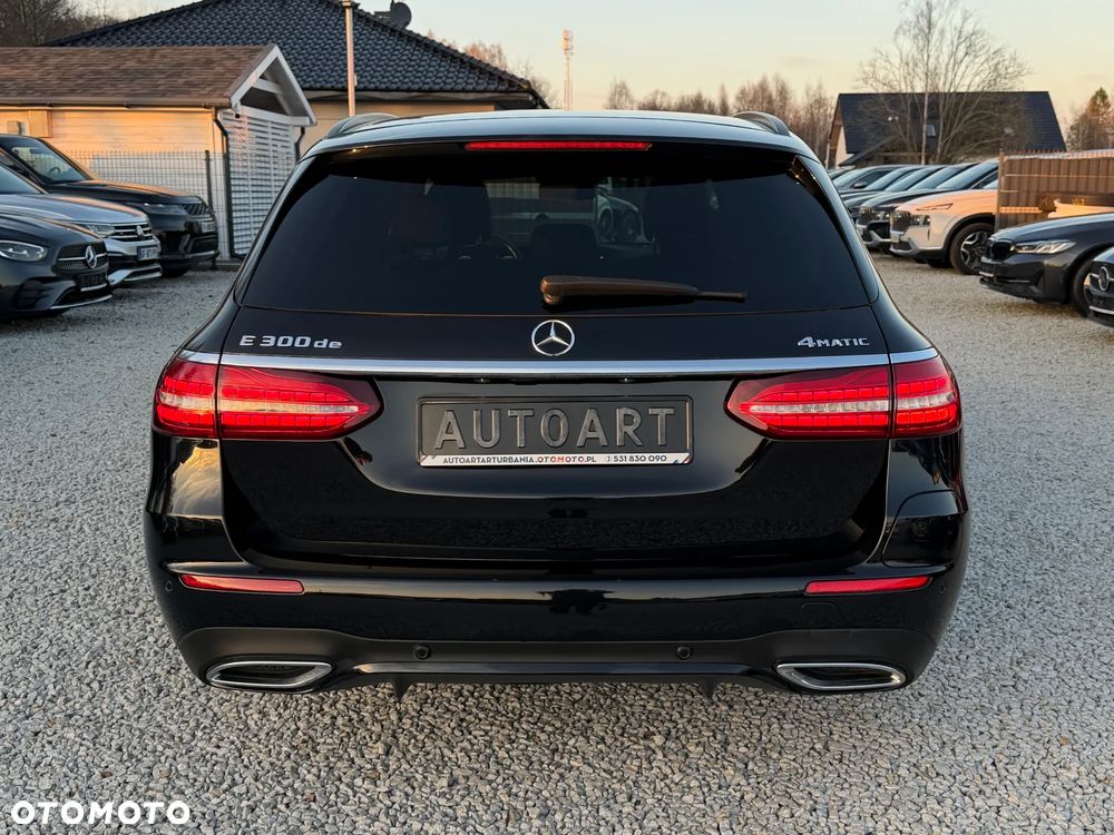 Mercedes-Benz Klasa E 220 d 4Matic 9G-TRONIC - 14
