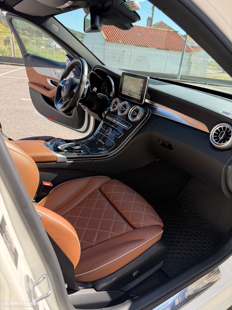 Mercedes-Benz C 63 AMG S - 13