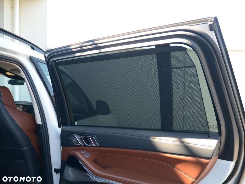 BMW X7 - 37