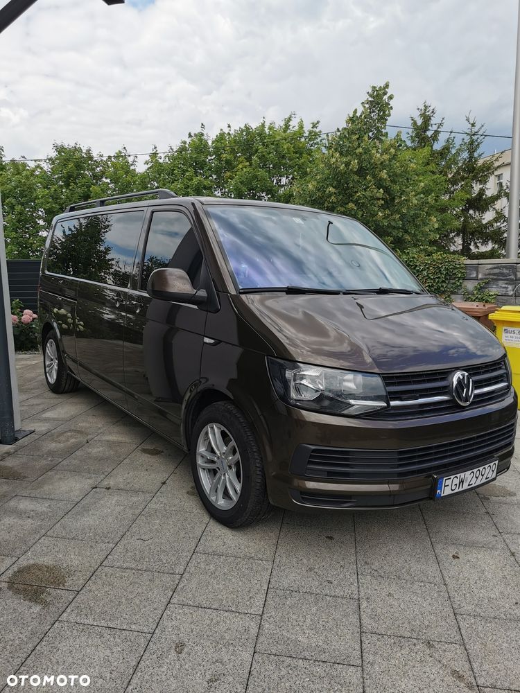 Volkswagen Caravelle - 1
