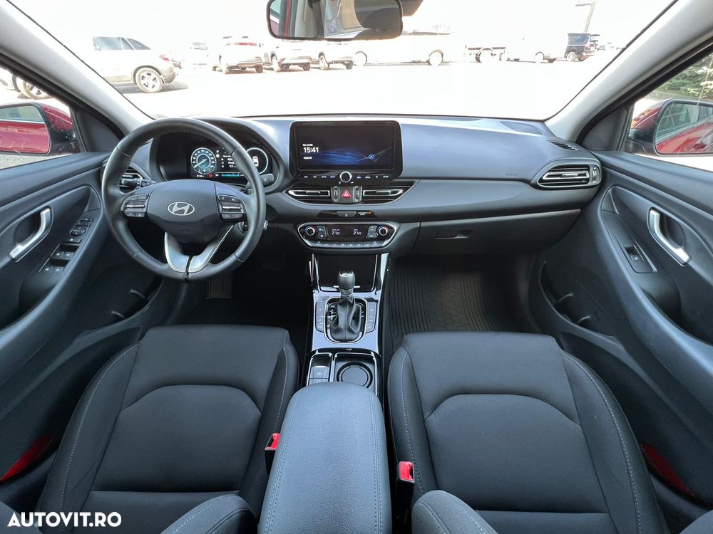 Hyundai i30 1.5 T-GDI 48V-Hybrid DCT Advantage - 21