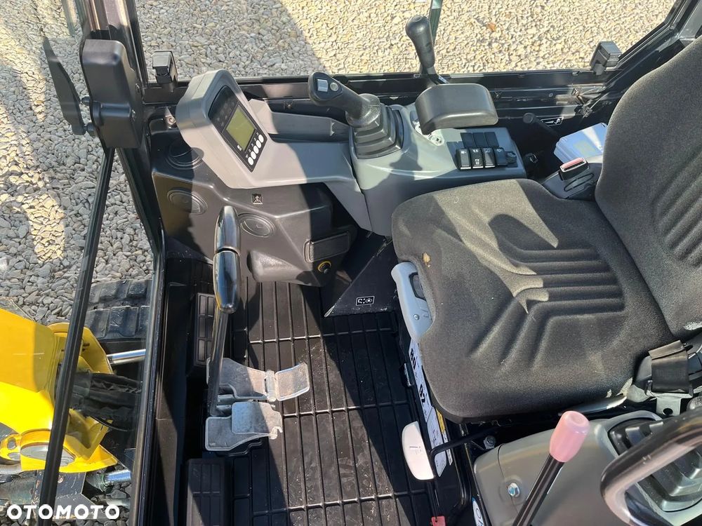 Yanmar SV22 - 6