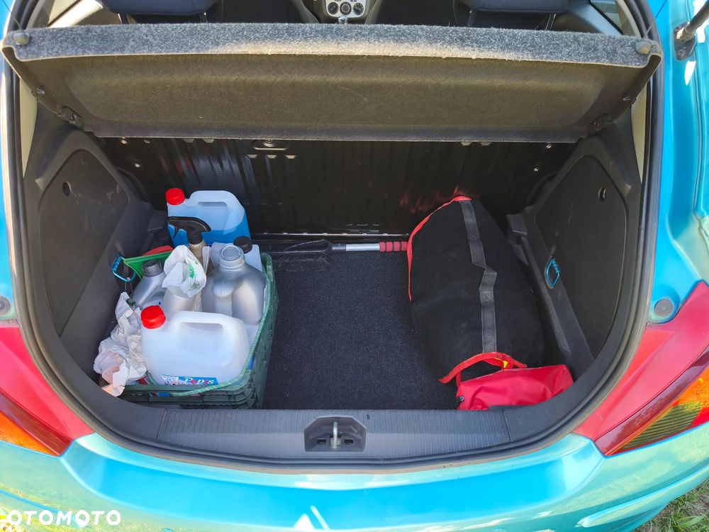 Opel Corsa 1.2 16V Enjoy - 16