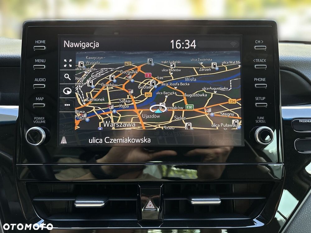 Toyota Camry 2.5 Hybrid Executive CVT - 26