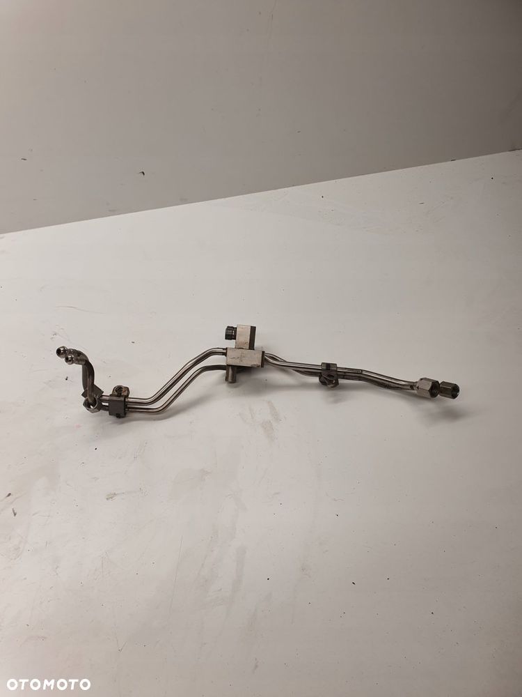 ROZDZIELACZ PALIWA AUDI A6 C6 4.2 BVJ 079127428A - 1