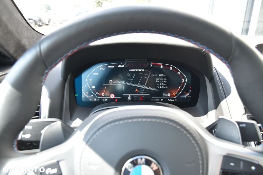 BMW Seria 8 - 11