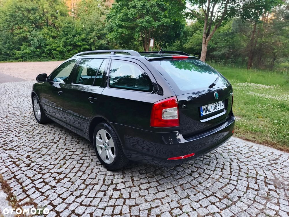 Skoda Octavia 1.6 TDI DPF Ambition - 34