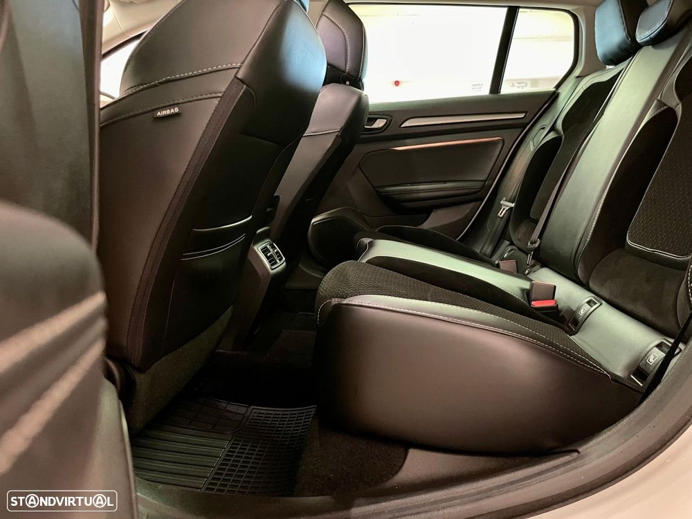 Renault Mégane ENERGY TCe 130 INTENS - 29