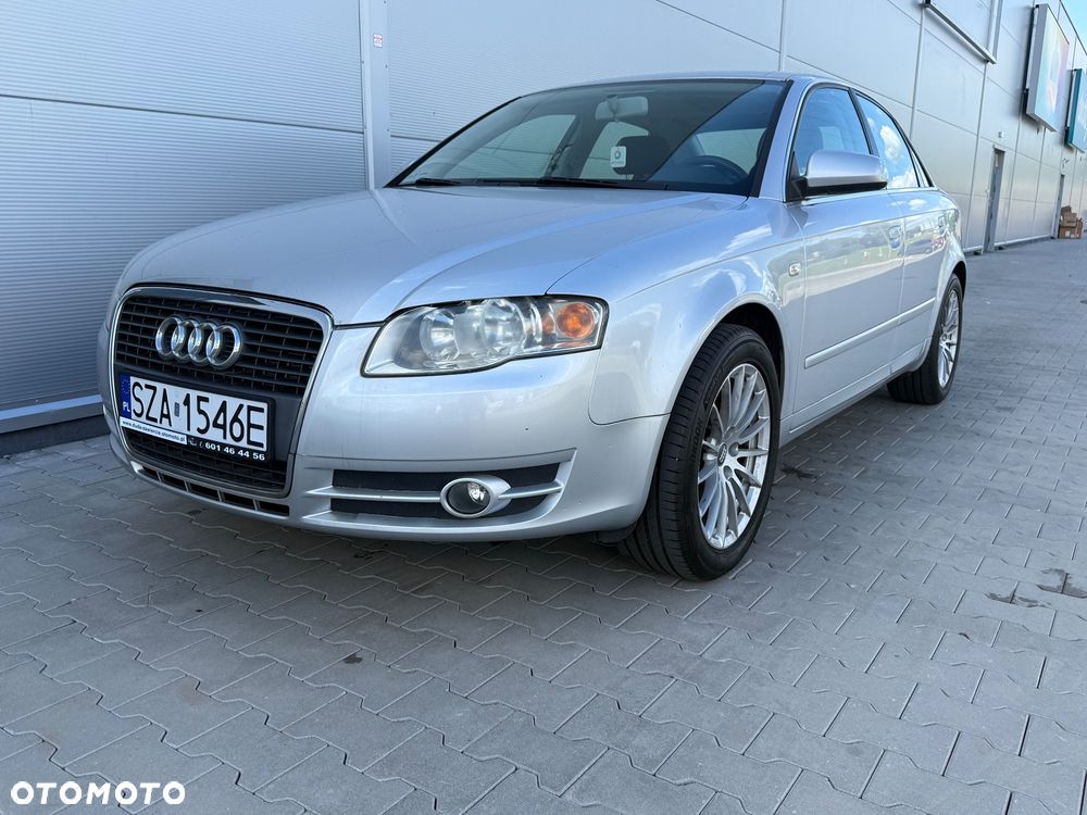Audi A4 Limousine - 9