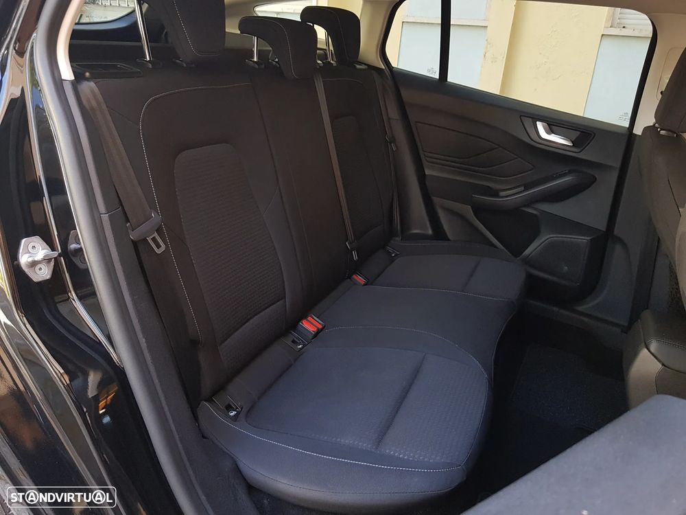 Ford Focus SW 1.5 TDCi Titanium - 37