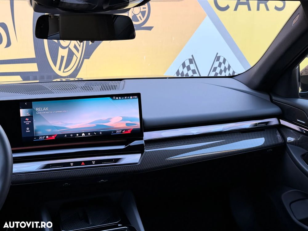 BMW Seria 5 520i AT MHEV - 13