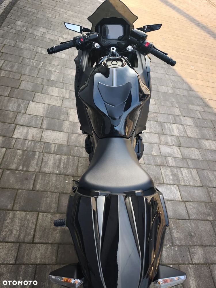 Kawasaki Ninja - 12