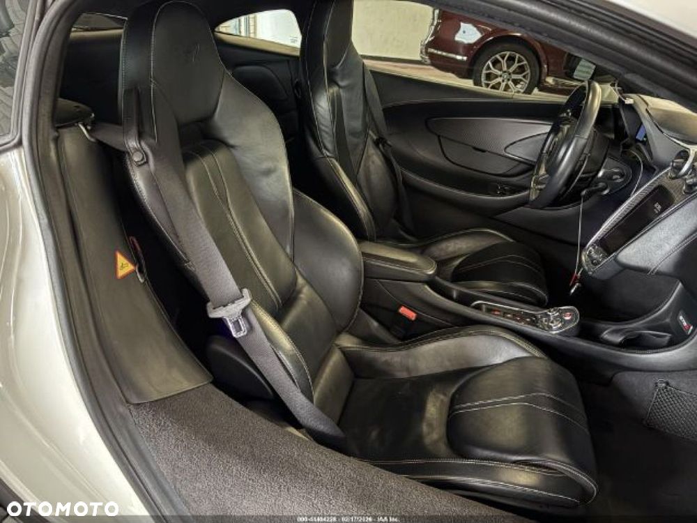 McLaren 570S Coupe - 9