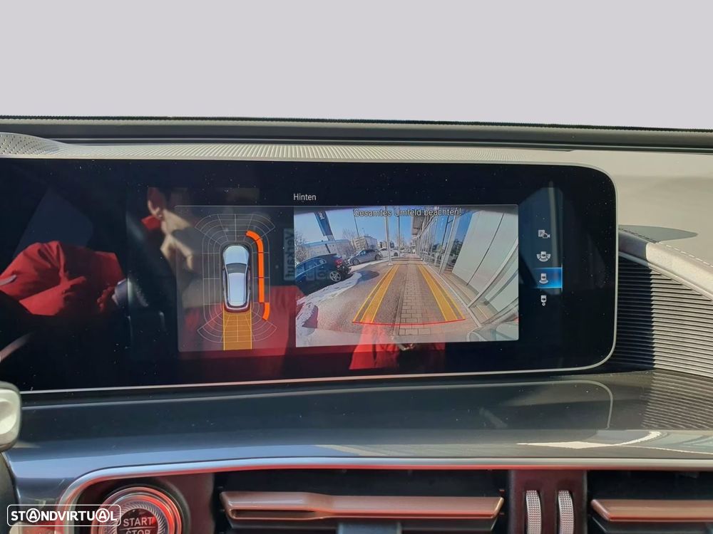 Mercedes-Benz EQC - 13