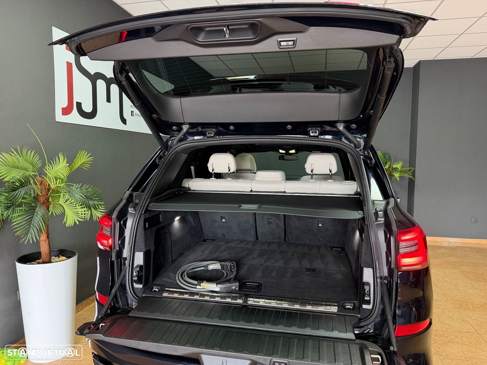 BMW X5 45 e xDrive Pack M - 23