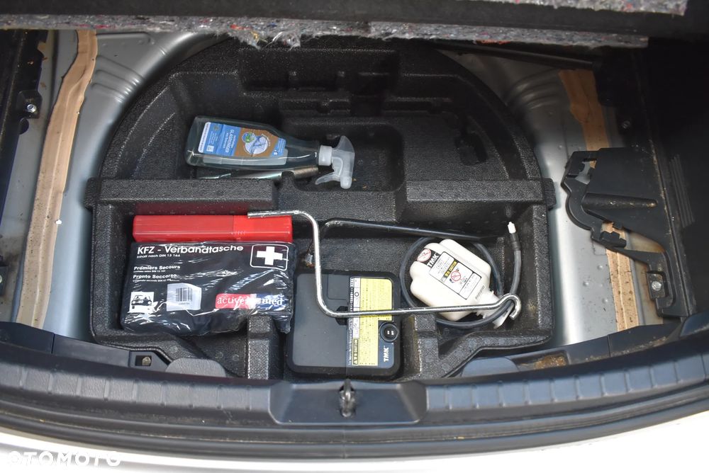 Toyota Yaris - 22