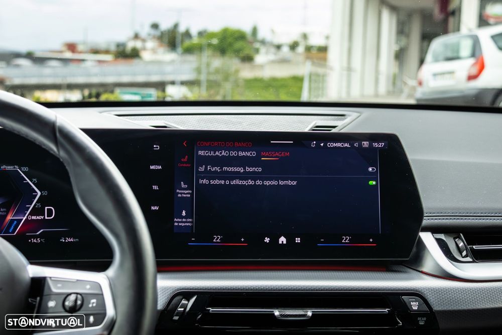 BMW iX1 eDrive20 Pack Desportivo M - 49