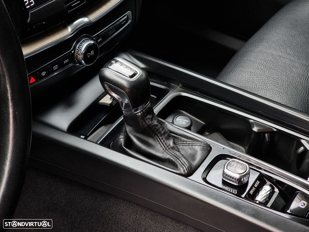 Volvo XC 60 2.0 D4 Inscription Geartronic - 12