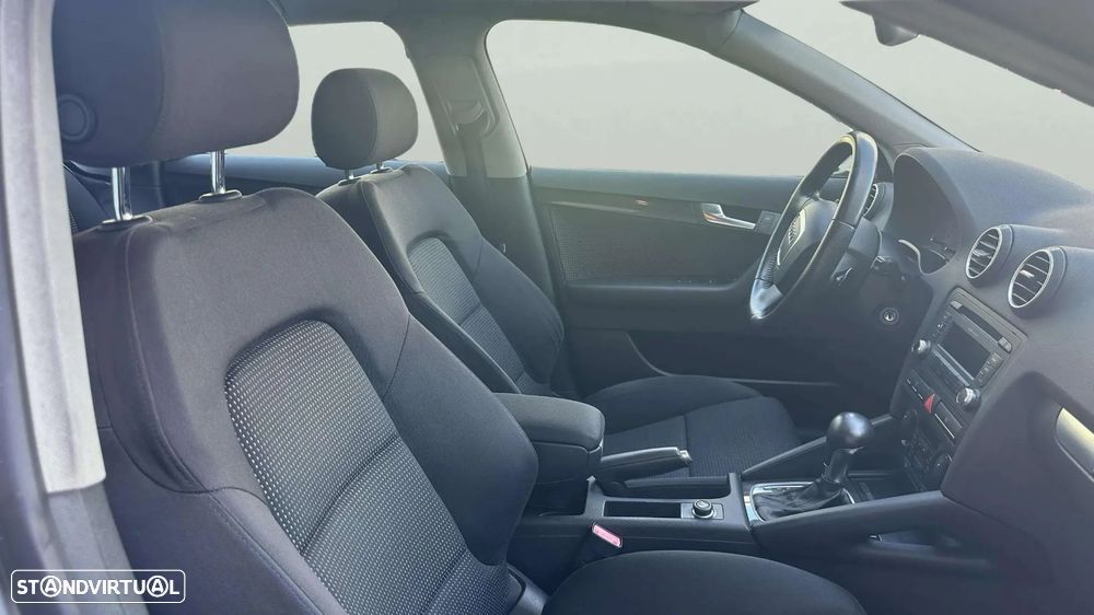 Audi A3 Sportback 2.0 TDi Sport S tronic - 12