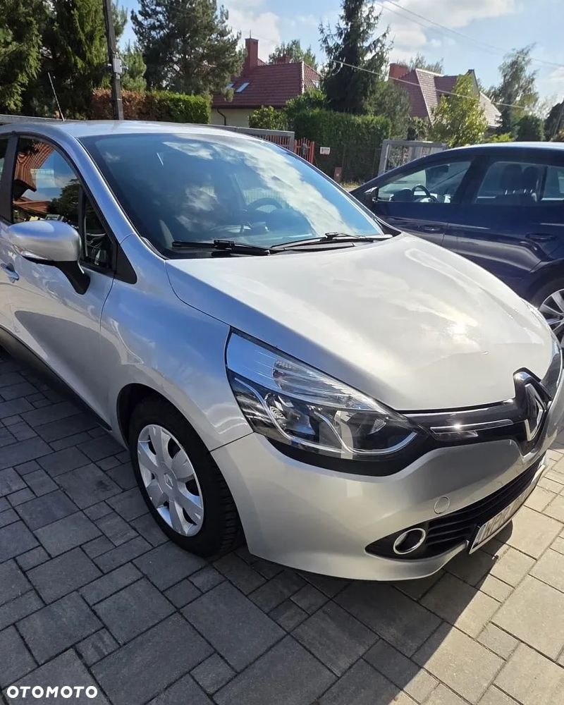 Renault Clio - 2