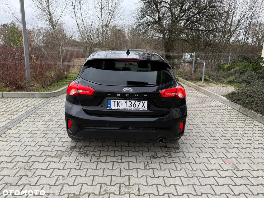 Ford Focus 1.0 EcoBoost Titanium - 4