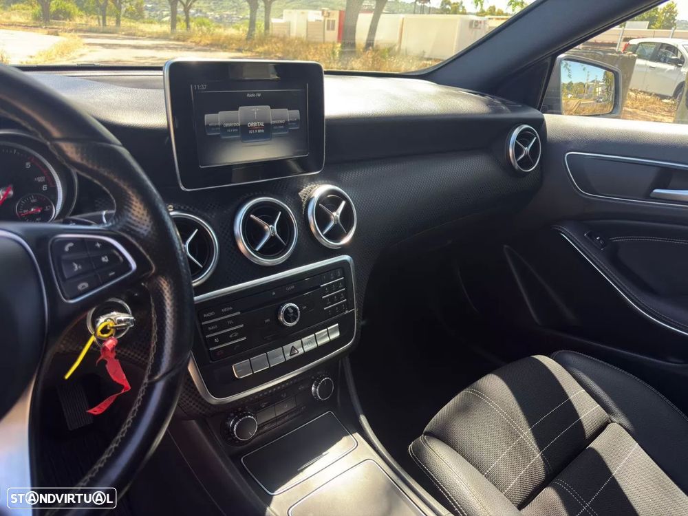 Mercedes-Benz A 180 CDI 7G-DCT 2Style - 23