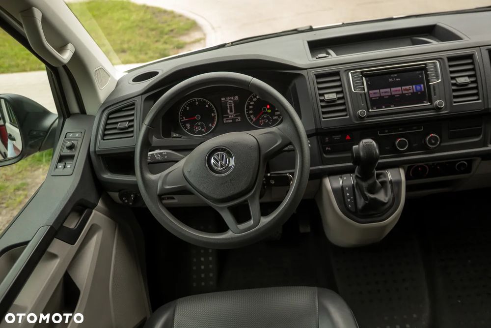 Volkswagen Transporter L1H1 DSG - 23
