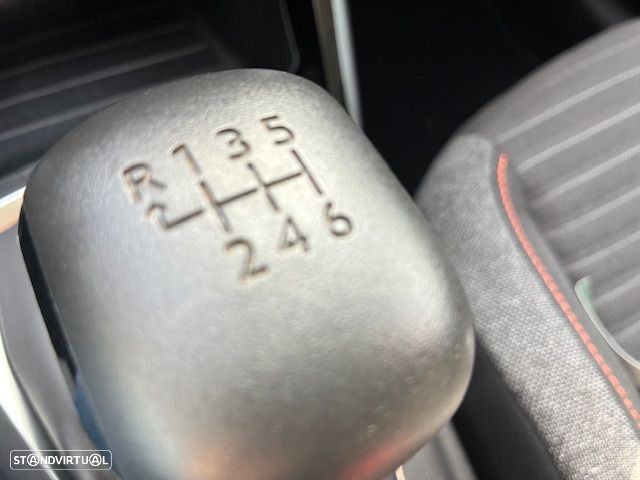 Peugeot 208 1.2 PureTech Active Pack - 32