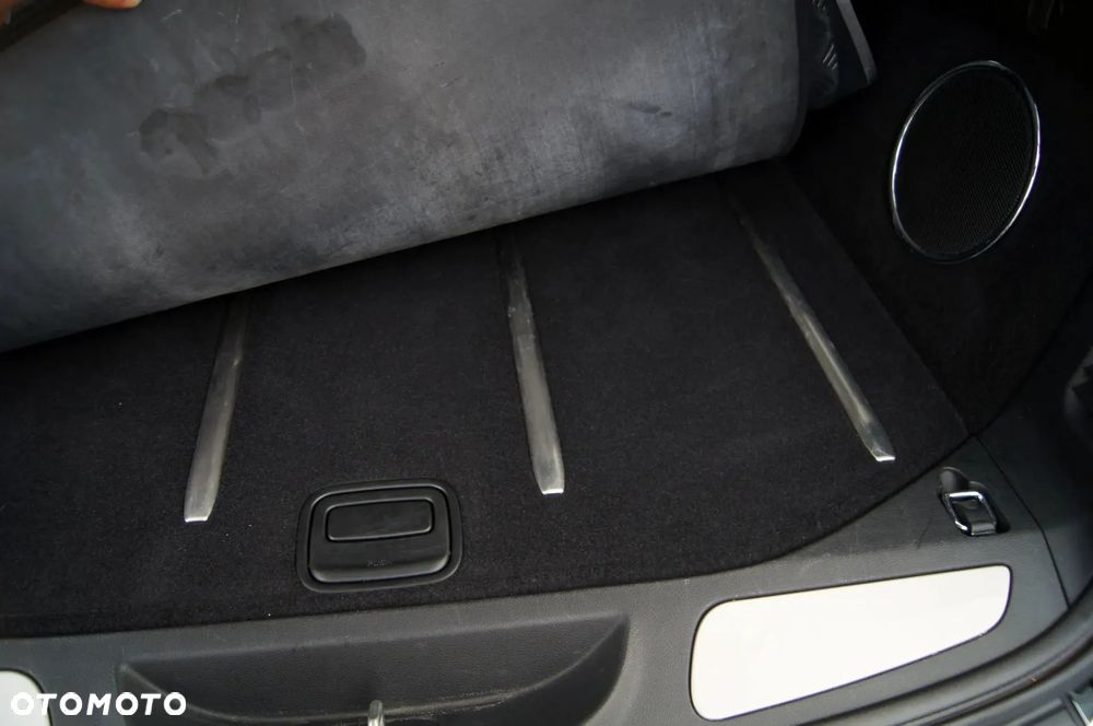 Jeep Grand Cherokee 3.0 CRD Overland Summit - 32