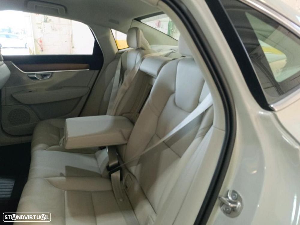 Volvo S90 2.0 T8 PHEV Core AWD - 5