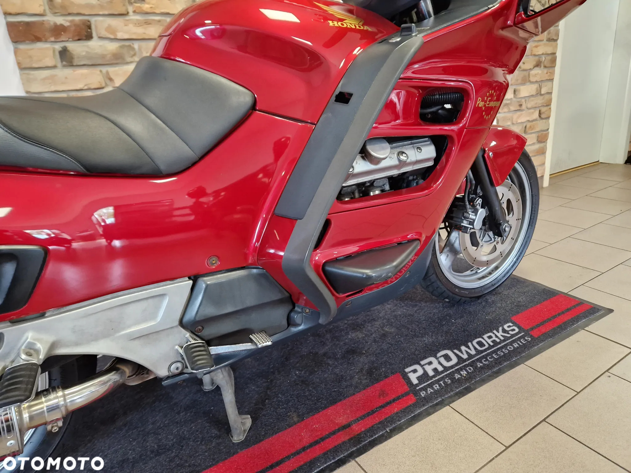 Honda ST - 22