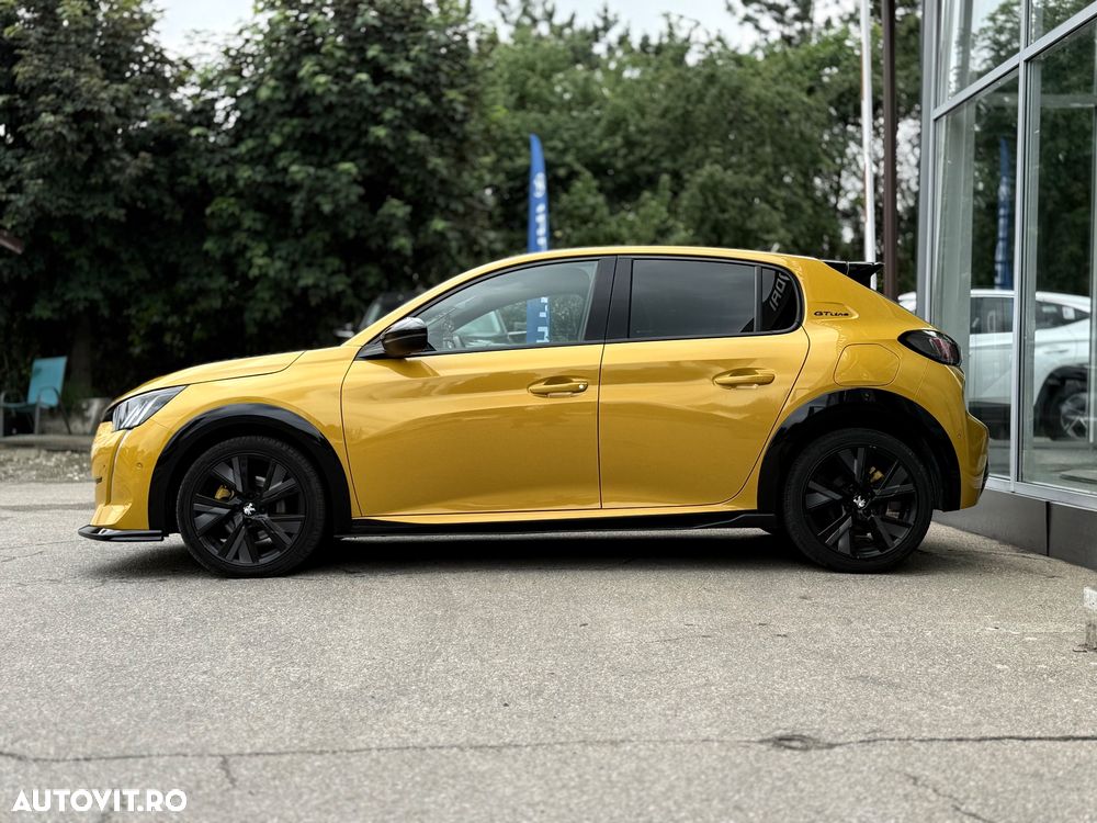 Peugeot 208 PureTech 130 EAT8 GT Pack - 4