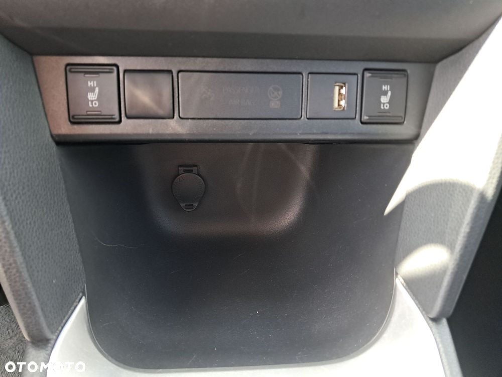 Toyota Yaris Cross Hybrid 1.5 Comfort - 28