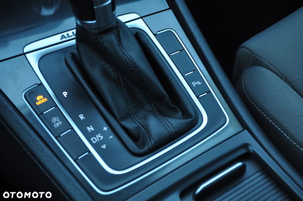 Volkswagen Golf Alltrack 2.0 TDI 4Motion (BMT) DSG - 39