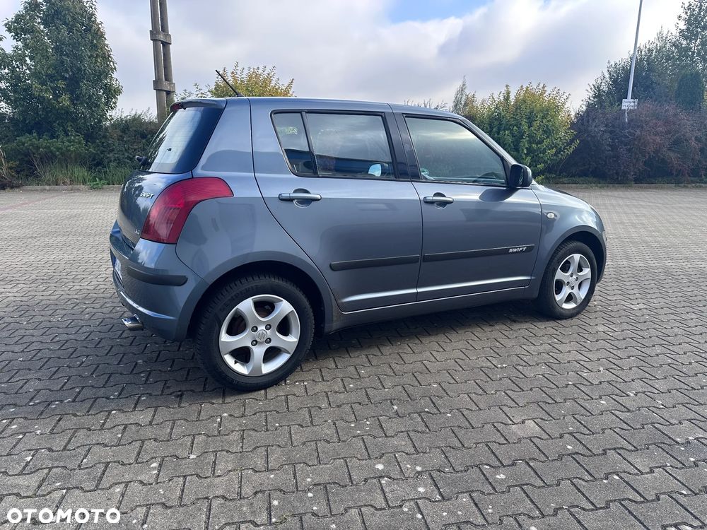 Suzuki Swift 1.3 4x4 Comfort - 9