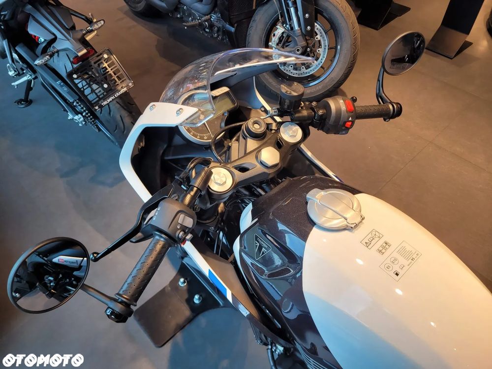 Triumph Thruxton - 3