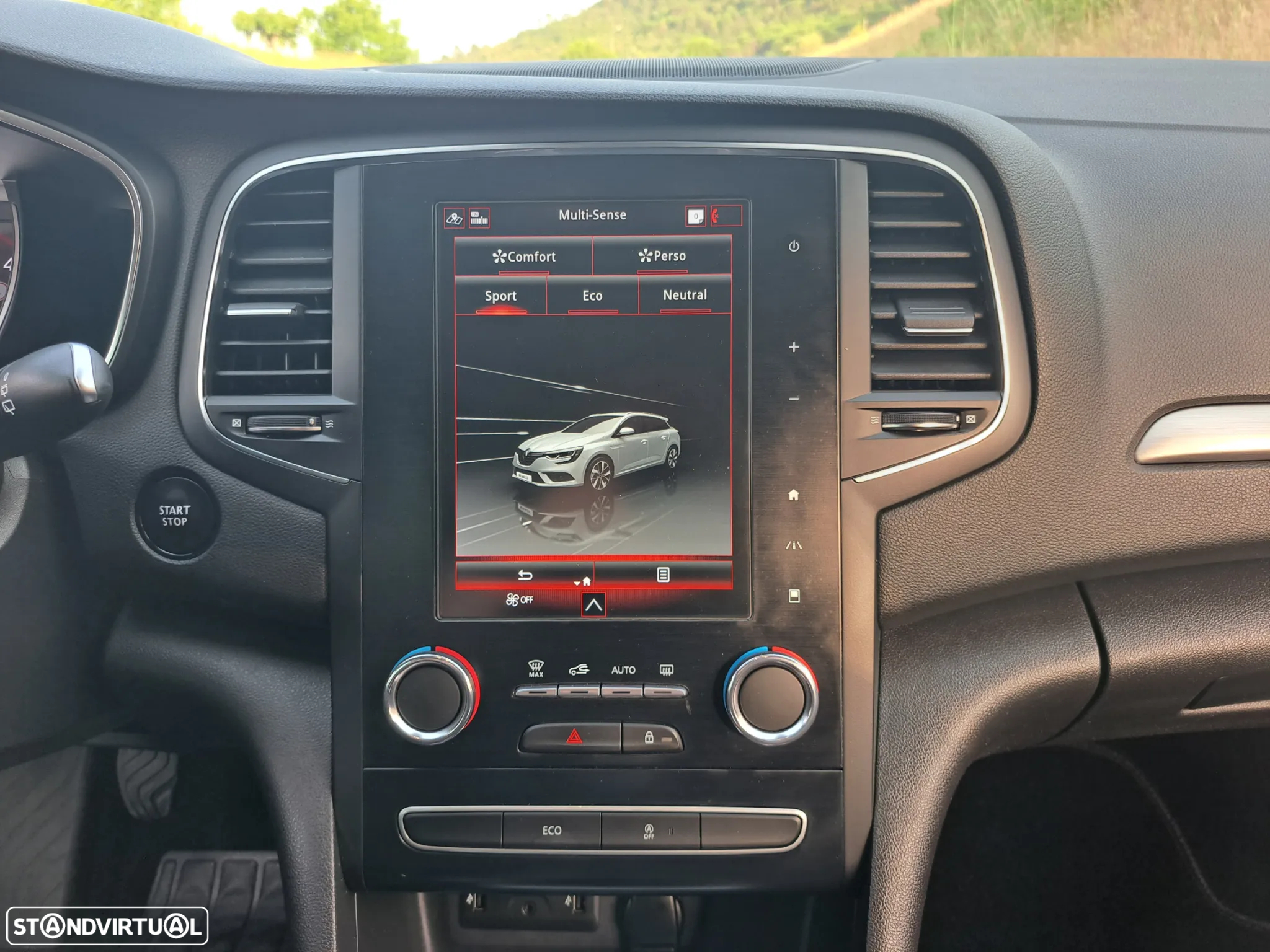 Renault Mégane Sport Tourer 1.5 Blue dCi Intens - 19